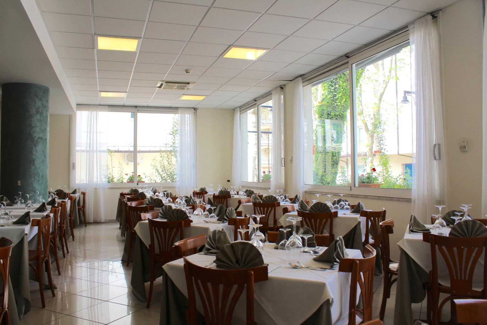 Blue Loft Hotel Cesenatico Exterior foto